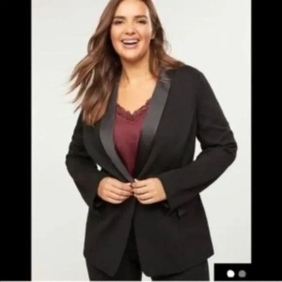 Cabi Black Blazer size medium single button - Picture 9 of 9